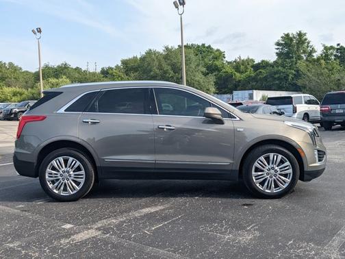 2017 Cadillac XT5 Premium Luxury FWD