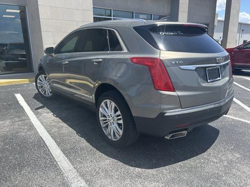 2017 Cadillac XT5 Premium Luxury FWD