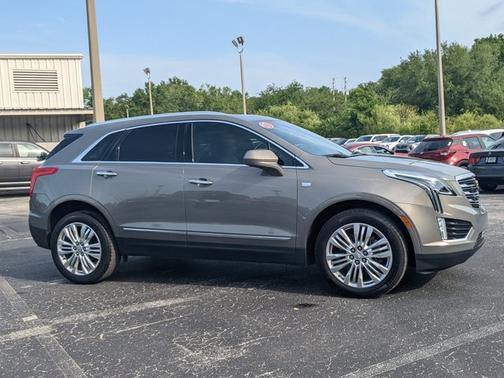 2017 Cadillac XT5 Premium Luxury FWD