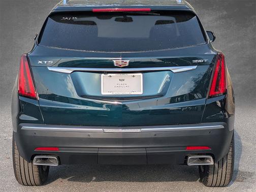 2025 Cadillac XT5 FWD Luxury
