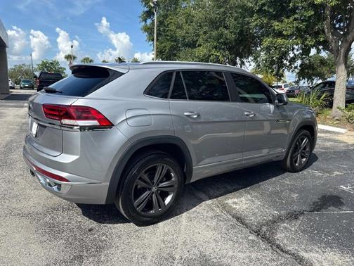 2021 Volkswagen Atlas Cross Sport 3.6L V6 SE w/Technology R-Line