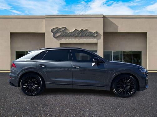 2025 Audi SQ8 4.0T Prestige