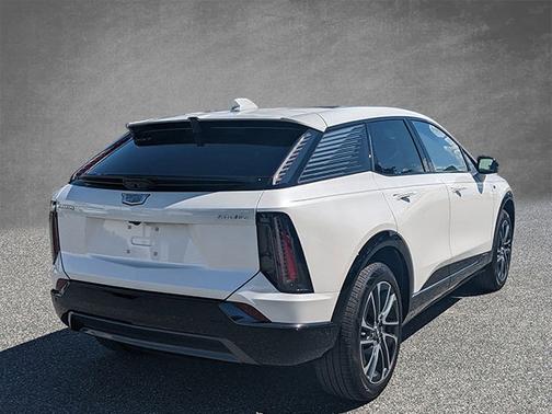 2025 Cadillac OPTIQ Sport
