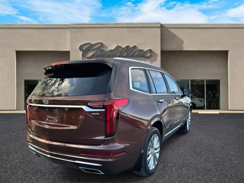 2022 Cadillac XT6 Premium Luxury