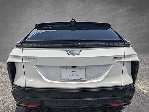 2025 Cadillac LYRIQ Sport