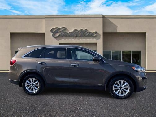 Dragon Brown 2019 Kia Sorento LX