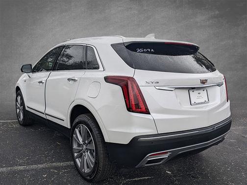 2025 Cadillac XT5 FWD Premium Luxury