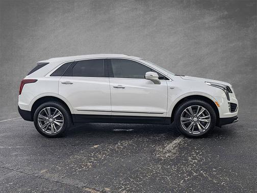 2025 Cadillac XT5 FWD Premium Luxury