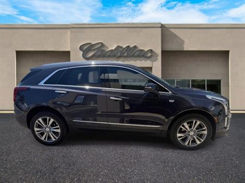 Midnight Sky Metallic 2024 Cadillac XT5 Premium Luxury