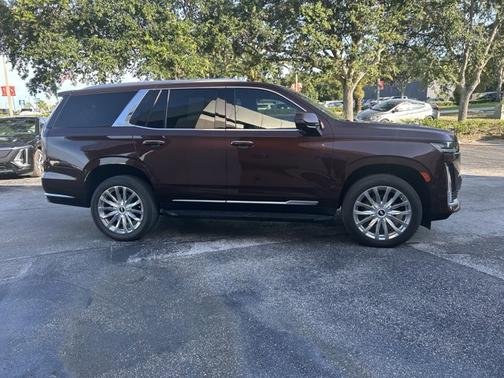 2022 Cadillac Escalade Luxury