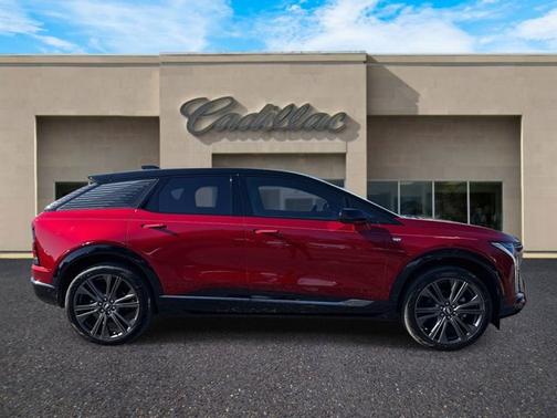 2026 Cadillac OPTIQ Premium Sport