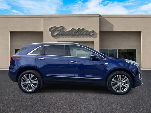 2026 Cadillac XT5 Sport