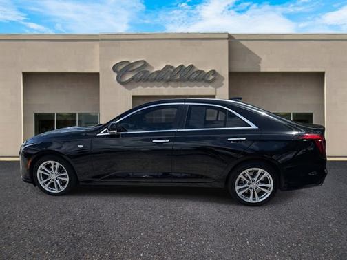 2022 Cadillac CT4 Luxury