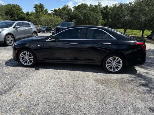 2022 Cadillac CT4 Luxury