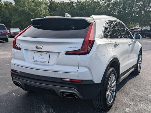 2020 Cadillac XT4 Premium Luxury