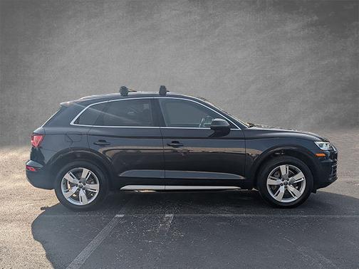 2019 Audi Q5 Premium Plus