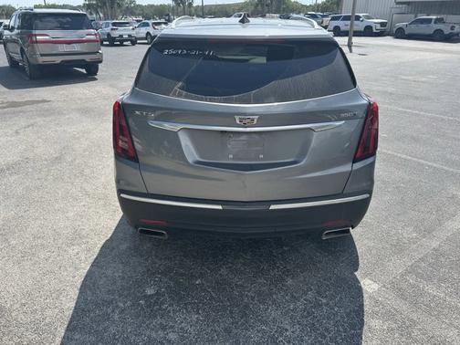 2021 Cadillac XT5 FWD Luxury