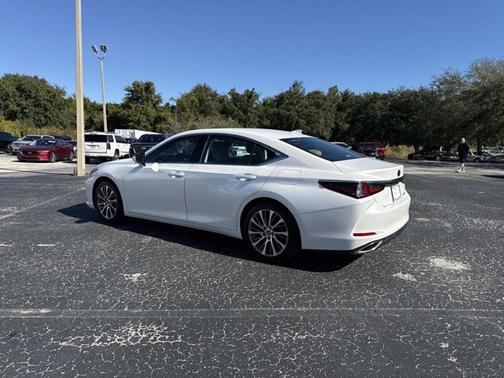 2019 Lexus ES 350 Luxury