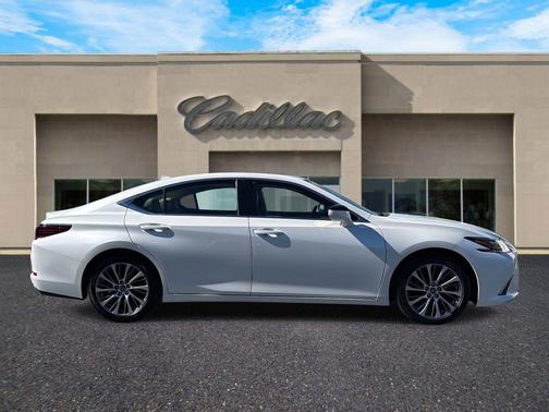 2019 Lexus ES 350 Luxury