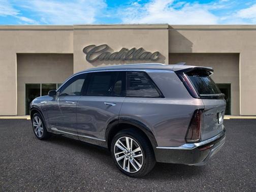 2026 Cadillac VISTIQ Luxury