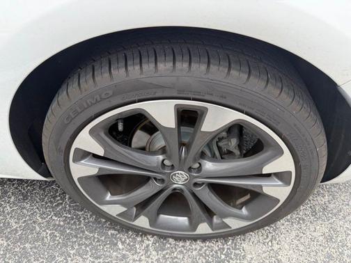 Summit White 2016 Buick Cascada Premium