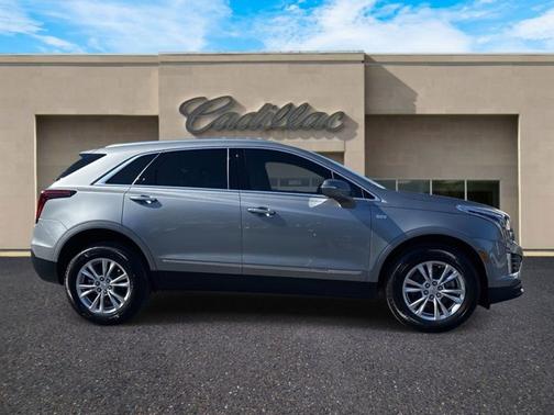 2026 Cadillac XT5 Luxury