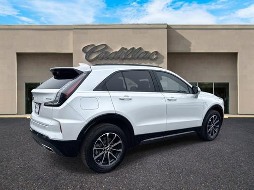 2024 Cadillac XT4 Sport