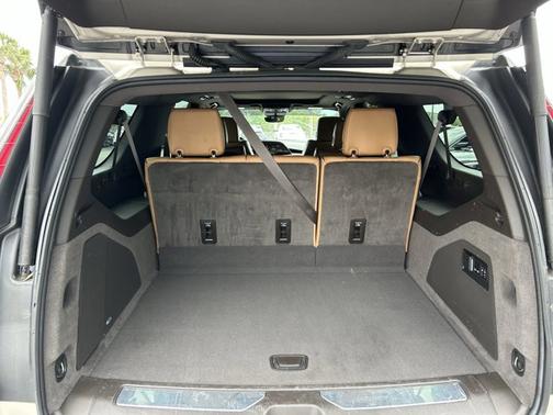 2023 Cadillac Escalade ESV 4WD Sport