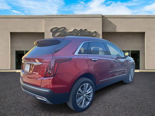 2024 Cadillac XT5 Premium Luxury