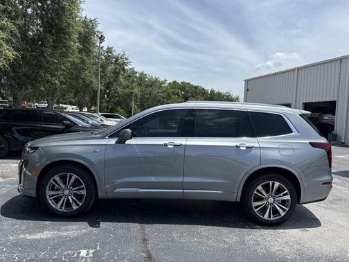 2025 Cadillac XT6 AWD Premium Luxury