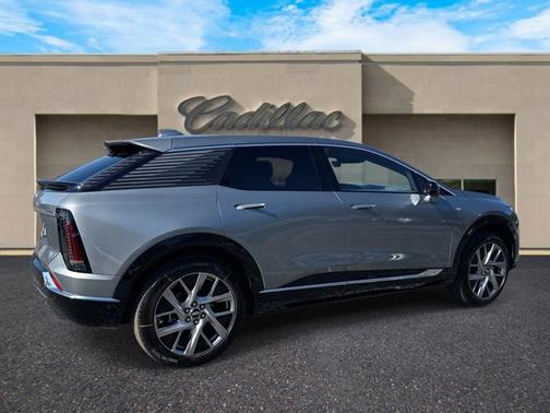 2026 Cadillac OPTIQ Premium Luxury