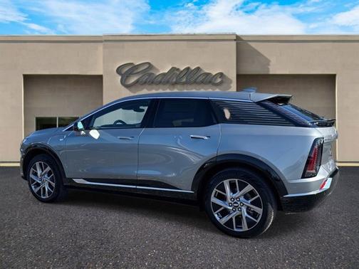 2026 Cadillac OPTIQ Premium Luxury