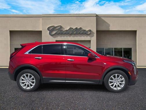 2023 Cadillac XT4 Luxury