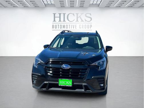 Crystal Black Silica 2024 Subaru Ascent Onyx Edition