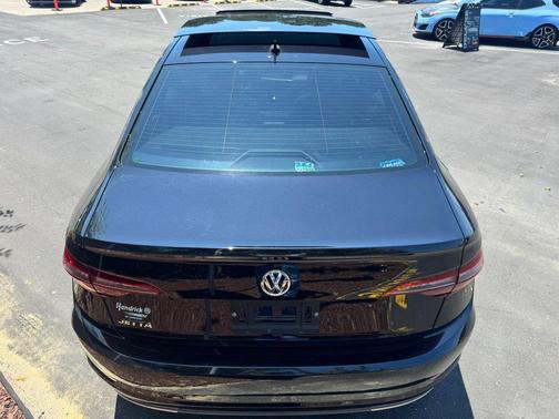 Deep Black Pearl 2019 Volkswagen Jetta 1.4T R-Line