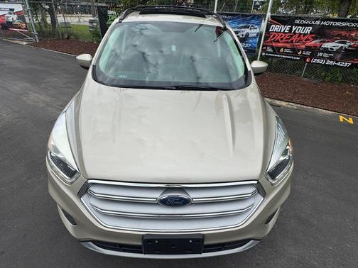 White Gold Metallic 2018 Ford Escape SEL