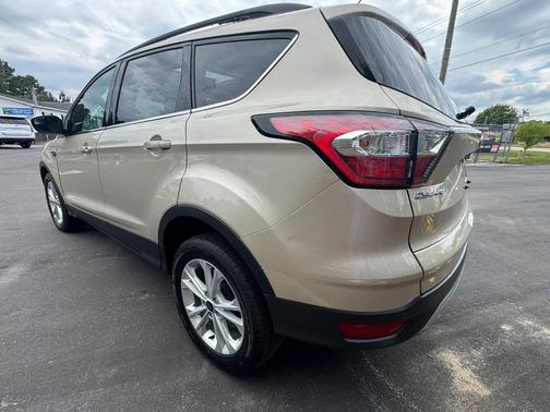White Gold Metallic 2018 Ford Escape SEL