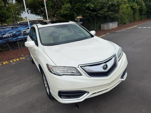 White Diamond Pearl 2017 Acura RDX Base