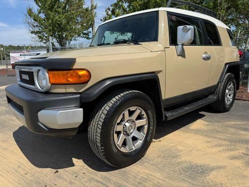 2014 Toyota FJ Cruiser Base