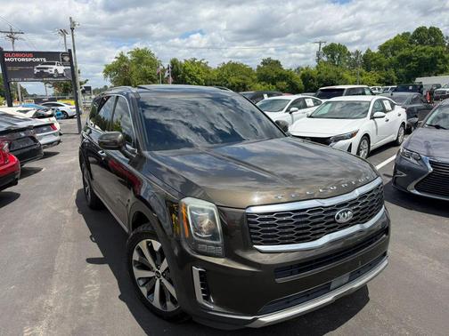 Dark Moss 2020 Kia Telluride S