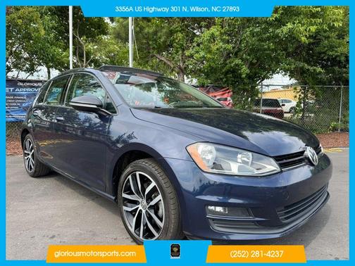 Black 2016 Volkswagen Golf TSI SE 4-Door