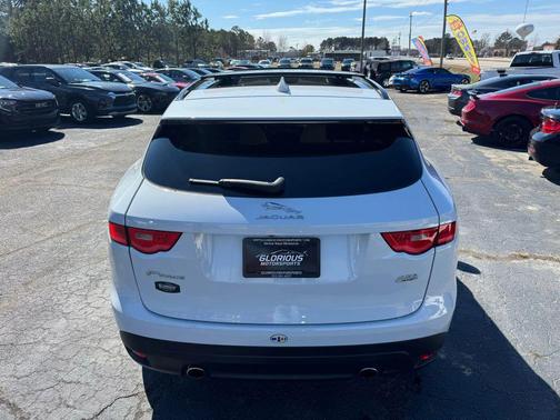 Polaris White 2017 Jaguar F-PACE 35t Premium