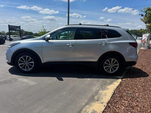 Circuit Silver 2017 Hyundai SANTA FE SE