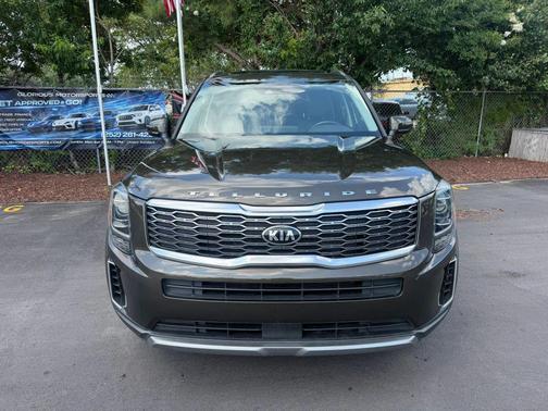 2020 Kia Telluride S Sport Utility 4D