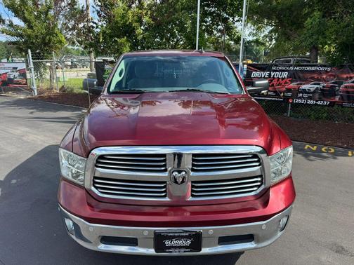 Delmonico Red Pearlcoat 2016 RAM 1500 Big Horn