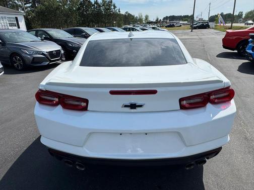 2021 Chevrolet Camaro RWD Coupe LT1