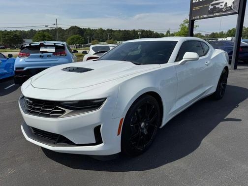 2021 Chevrolet Camaro RWD Coupe LT1