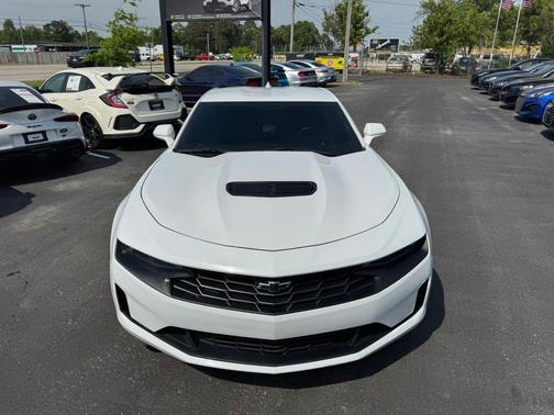 2021 Chevrolet Camaro RWD Coupe LT1