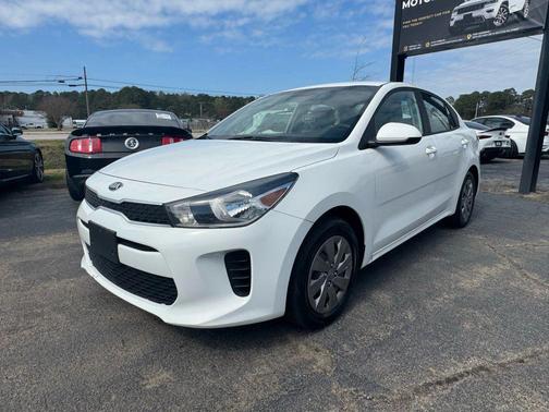 Clear White 2019 Kia Rio S