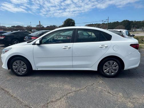 Clear White 2019 Kia Rio S